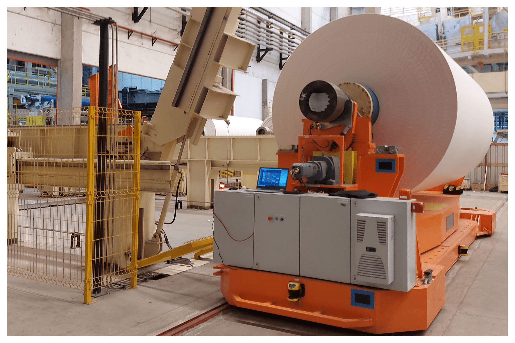 AGV Transportador de bobina jumbo.png